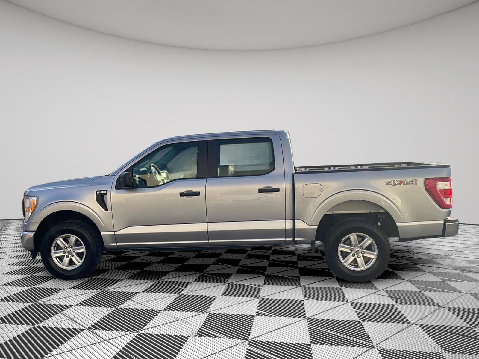 Used 2021 Ford F150 XL w/ Equipment Group 101A High image 9