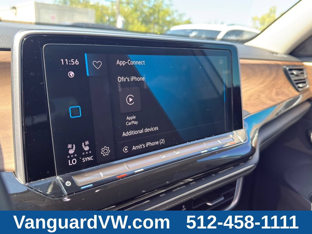 Used 2024 Volkswagen Atlas SE w/ Black Wheel Package FWD image 16