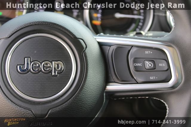 Used 2023 Jeep Wrangler Unlimited Sahara image 23