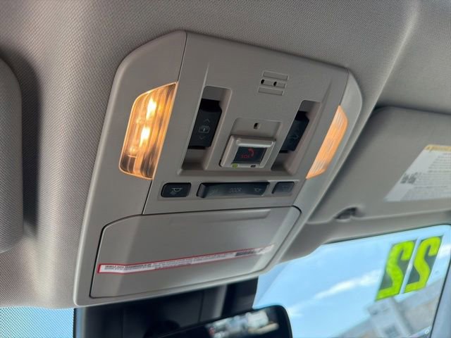 Used 2022 Toyota Highlander Platinum image 38