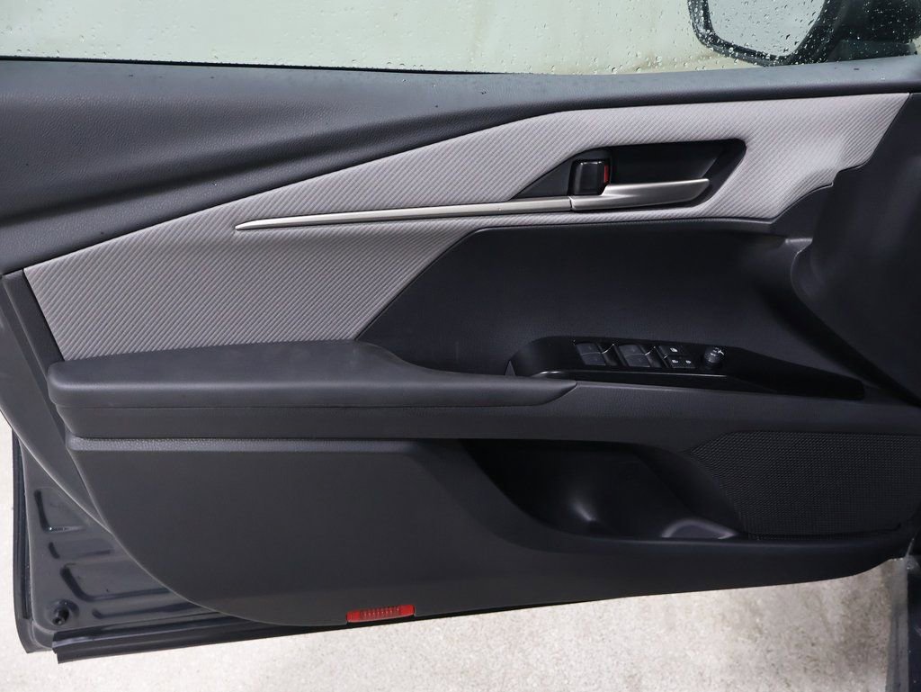 New 2026 Toyota Camry SE image 12