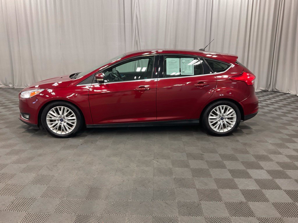 Used 2015 Ford Focus Titanium FWD image 5