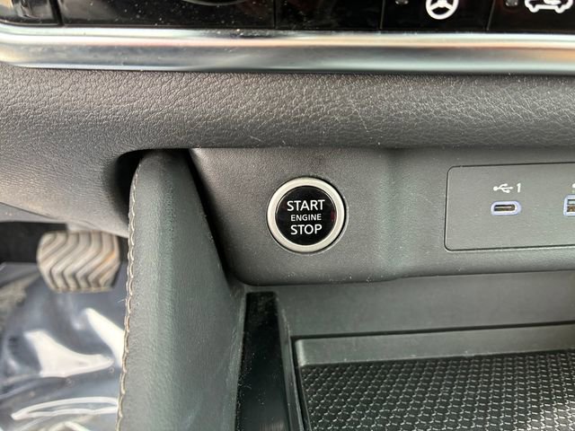 Used 2023 Nissan Rogue SL image 27