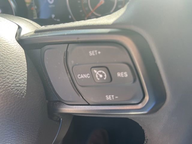 Used 2023 Jeep Wrangler Sport S image 17