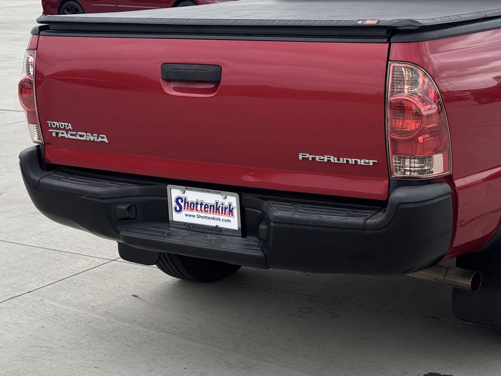 Used 2014 Toyota Tacoma PreRunner w/ Convenience Package RWD image 6