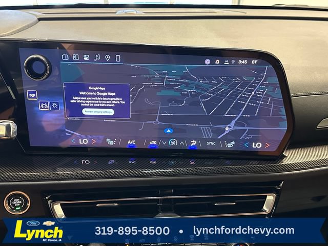 New 2027 Chevrolet Traverse Z71 w/ Driver Confidence Package AWD/4WD image 4