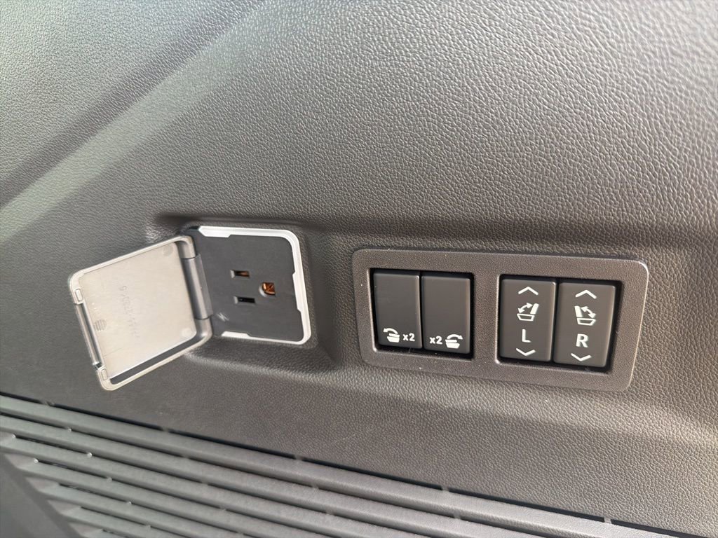 New 2026 Chevrolet Tahoe Z71 w/ Comfort Package image 53