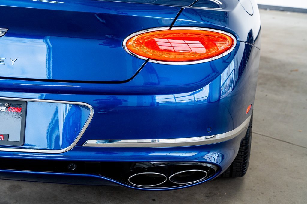 Used 2020 Bentley Continental GT image 29