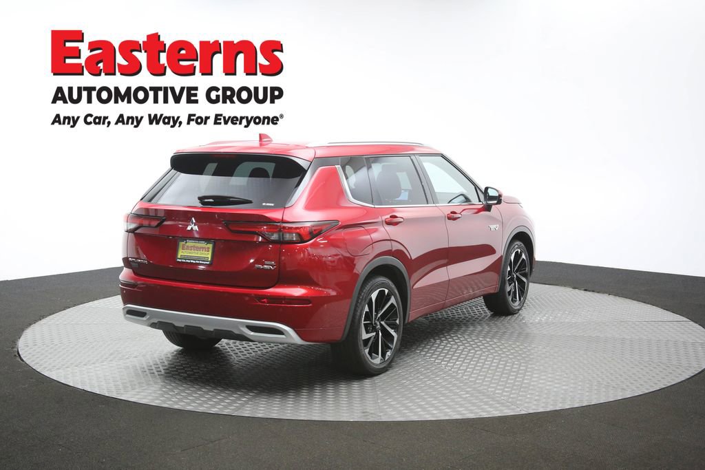 Used 2023 Mitsubishi Outlander SEL AWD/4WD image 42