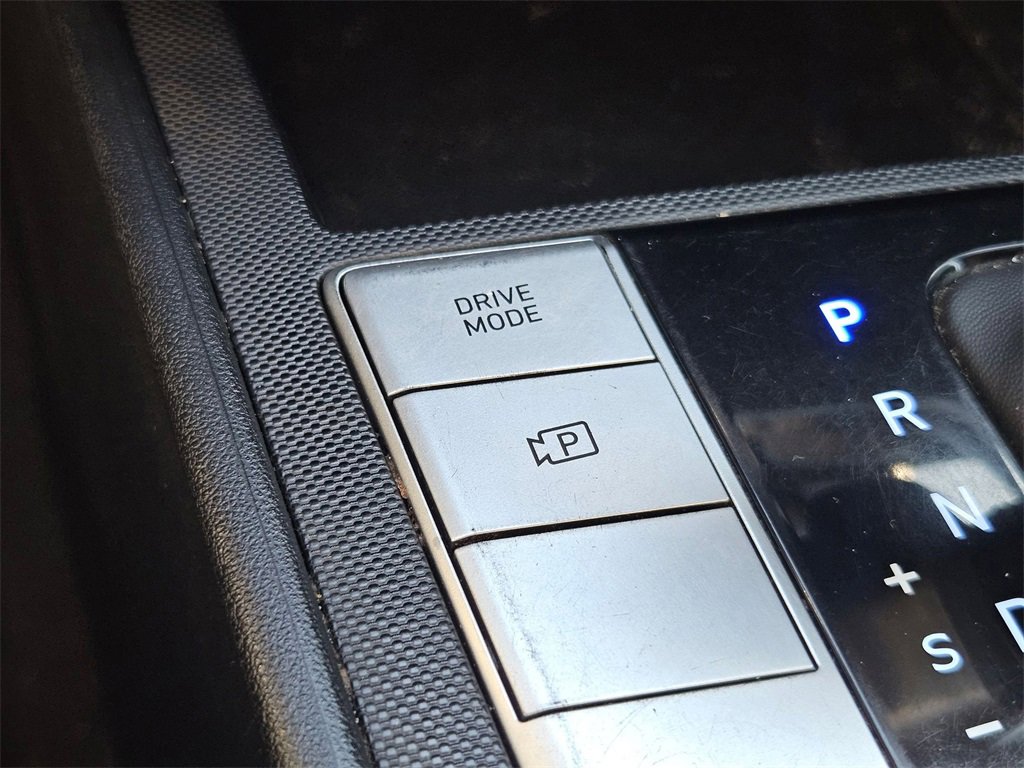 Used 2022 Hyundai Elantra SE w/ Cargo Package image 29