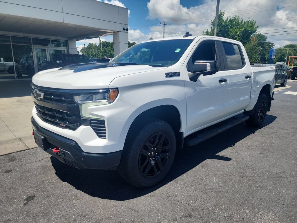 Certified 2022 Chevrolet Silverado 1500 LT Trail Boss w/ Convenience Package II AWD/4WD image 4