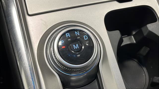 Used 2021 Ford Explorer XLT w/ XLT Sport Appearance Package image 18