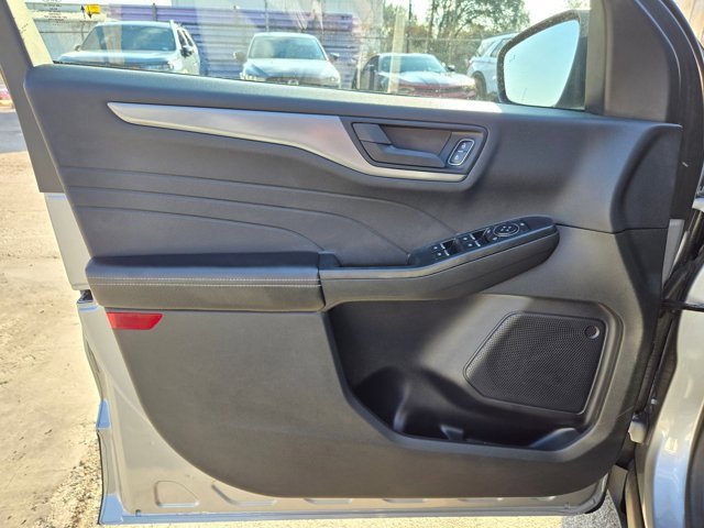 Used 2024 Ford Escape Active w/ Cold Weather Package image 13