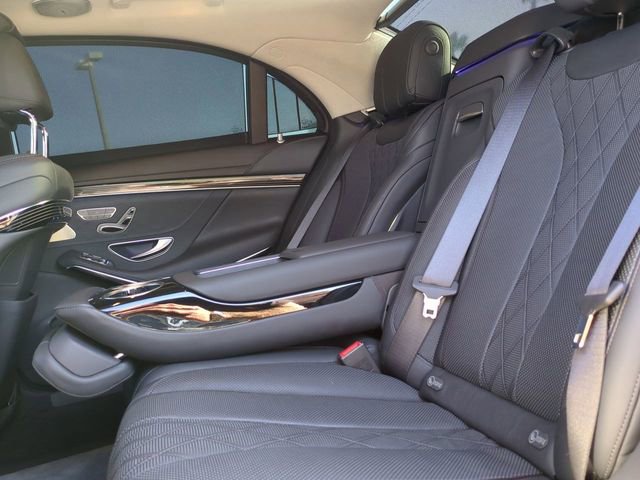 Used 2019 Mercedes-Benz S 560 Sedan image 13