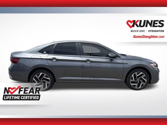 Used 2024 Volkswagen Jetta SEL FWD image 9