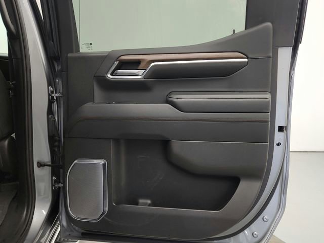 Used 2024 Chevrolet Silverado 1500 High Country w/ High Country Premium Package image 36