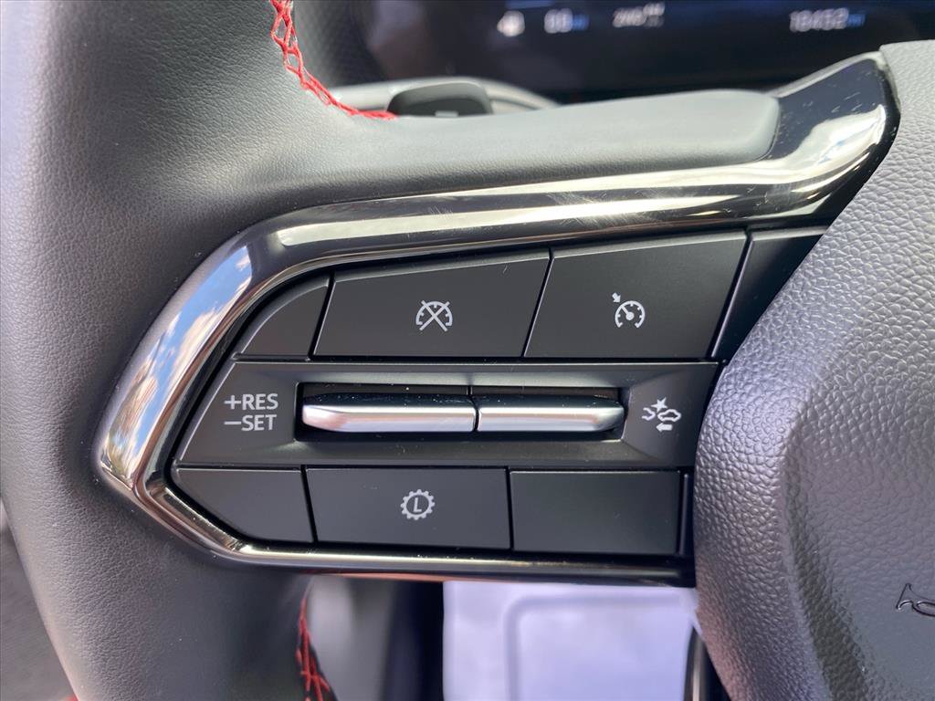 Used 2025 Chevrolet Equinox RS w/ Safety and Technology Package AWD/4WD image 18