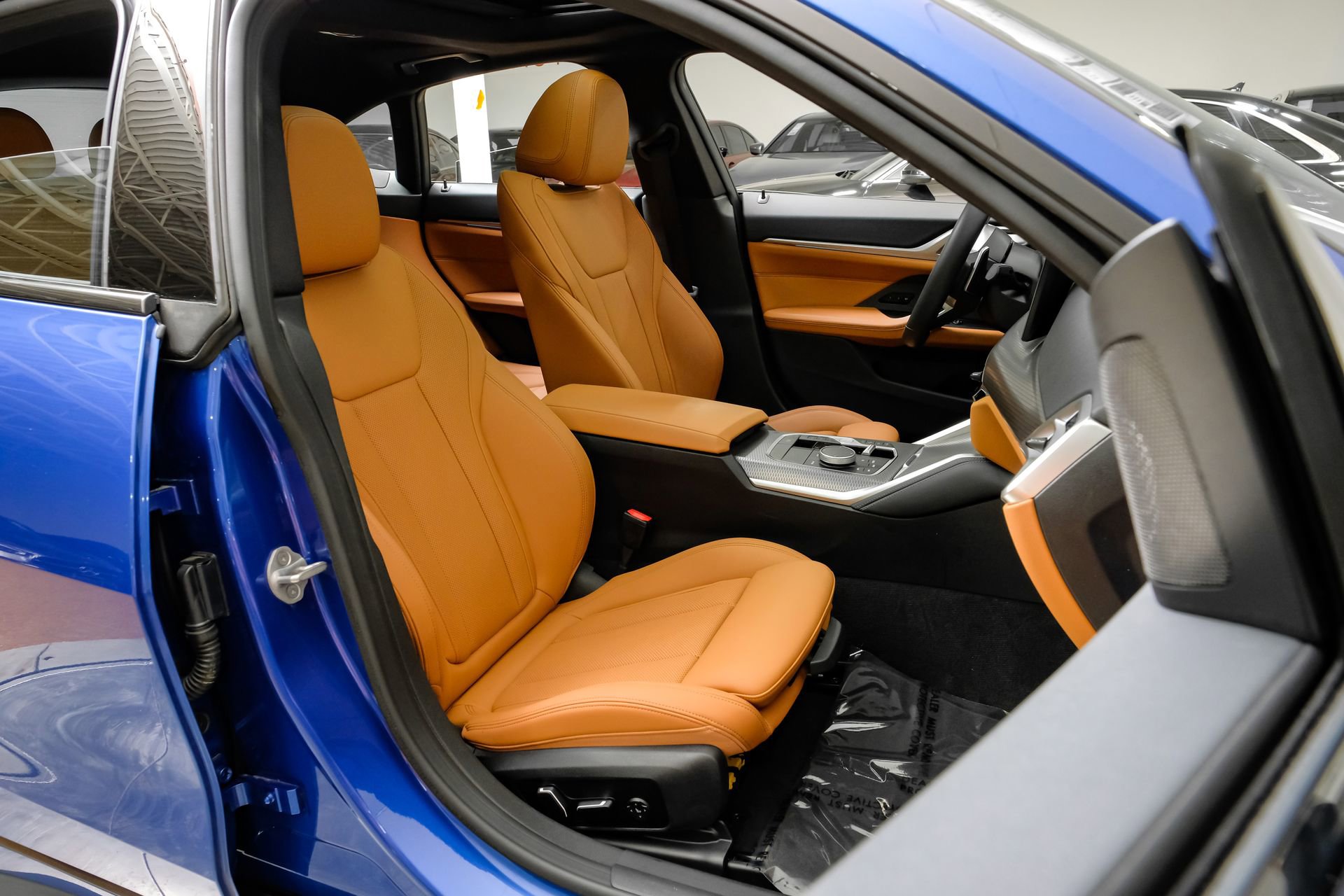 Used 2025 BMW M440i RWD image 38