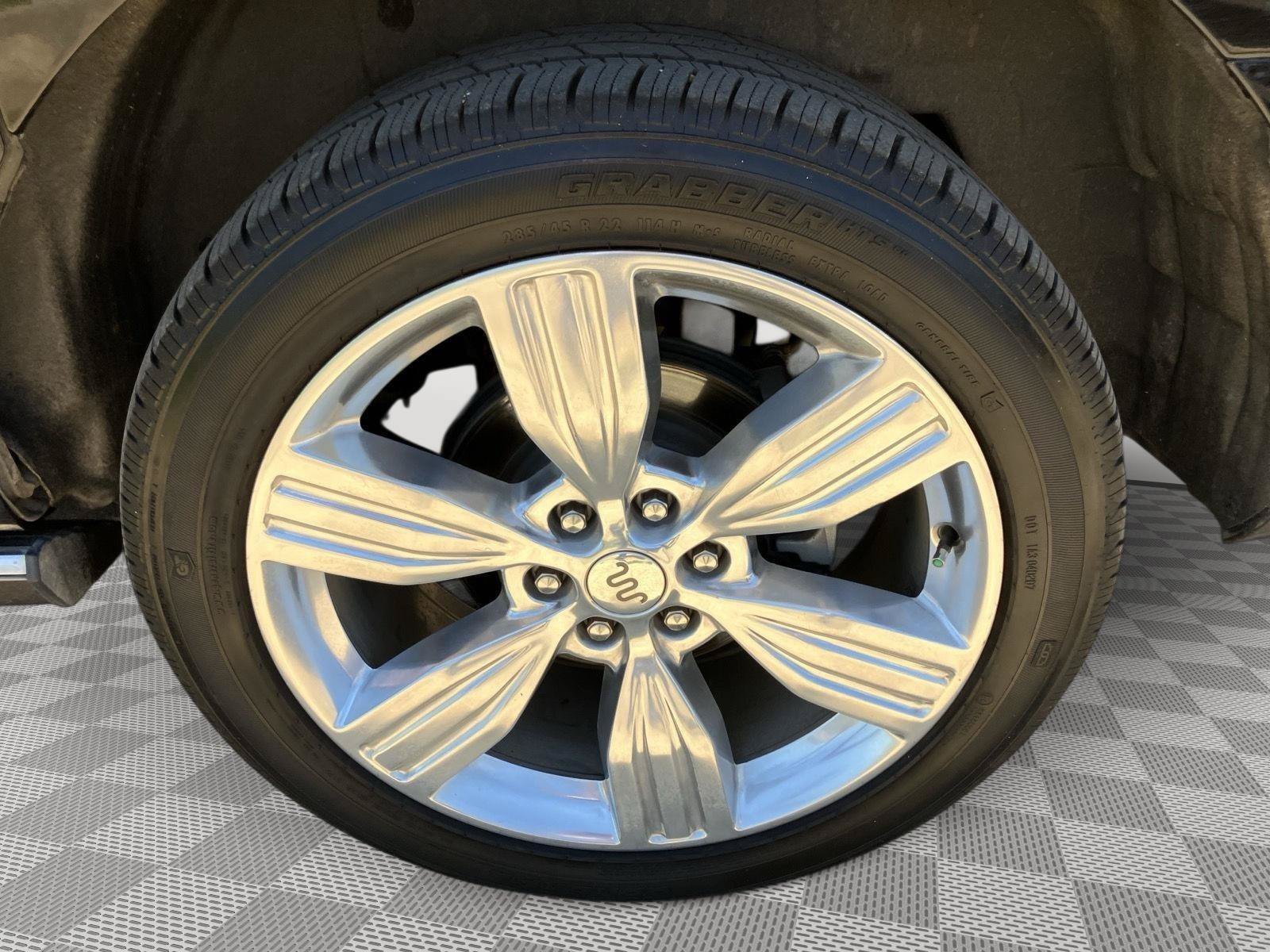 Used 2023 Ford Expedition Max King Ranch RWD image 9