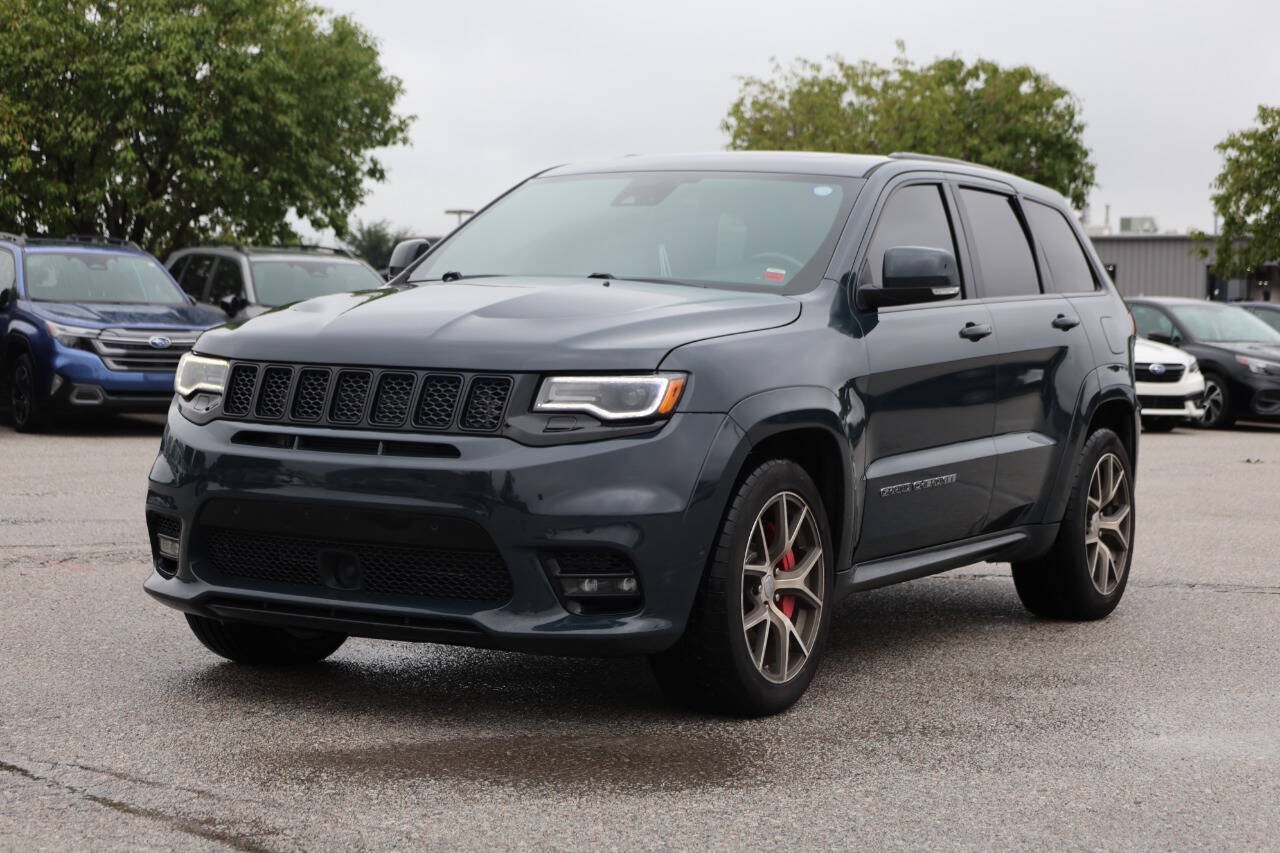 Used 2017 Jeep Grand Cherokee SRT AWD/4WD image 6