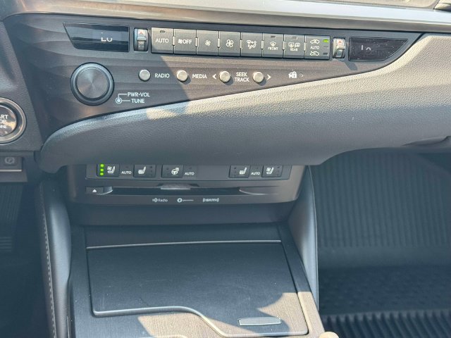 Certified 2020 Lexus ES 350 w/ Premium Package FWD image 36