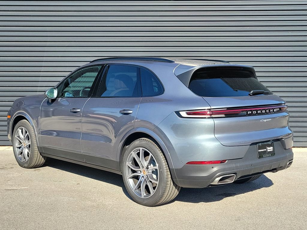 New 2026 Porsche Cayenne image 3
