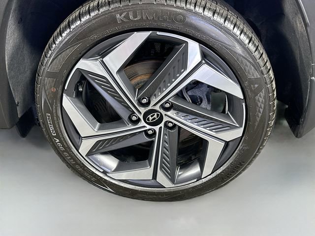 Used 2023 Hyundai Tucson Limited image 33
