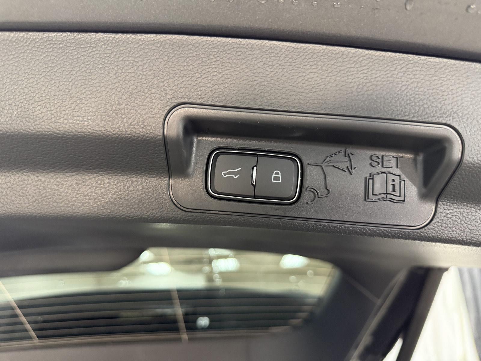 New 2026 Ford Explorer ST AWD/4WD image 31