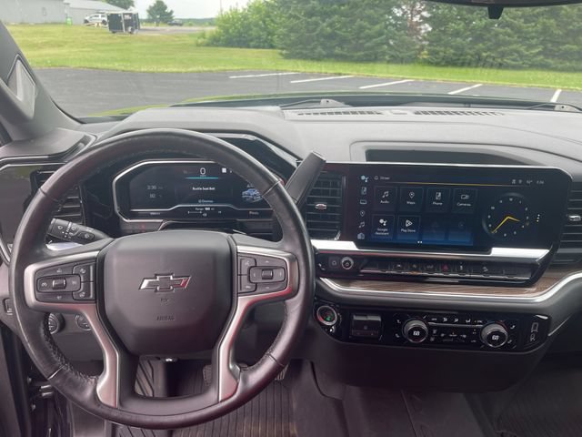 Used 2022 Chevrolet Silverado 1500 RST AWD/4WD image 14