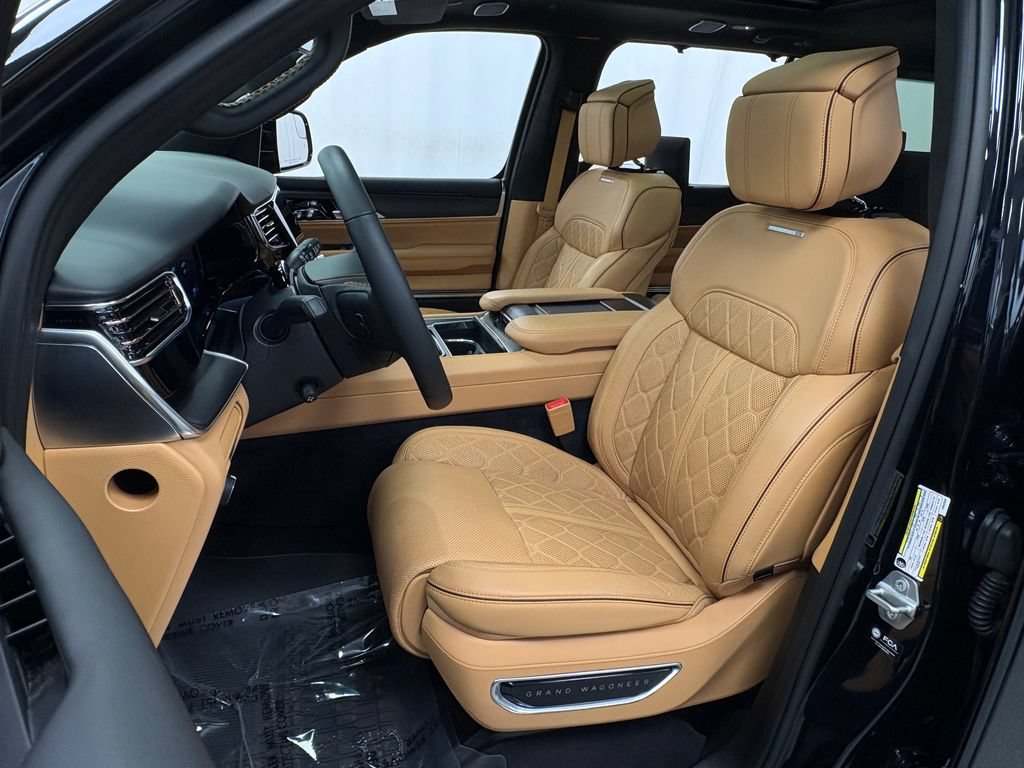 Certified 2025 Jeep Grand Wagoneer Series III w/ Rear Seat Video Group 1 AWD/4WD image 16