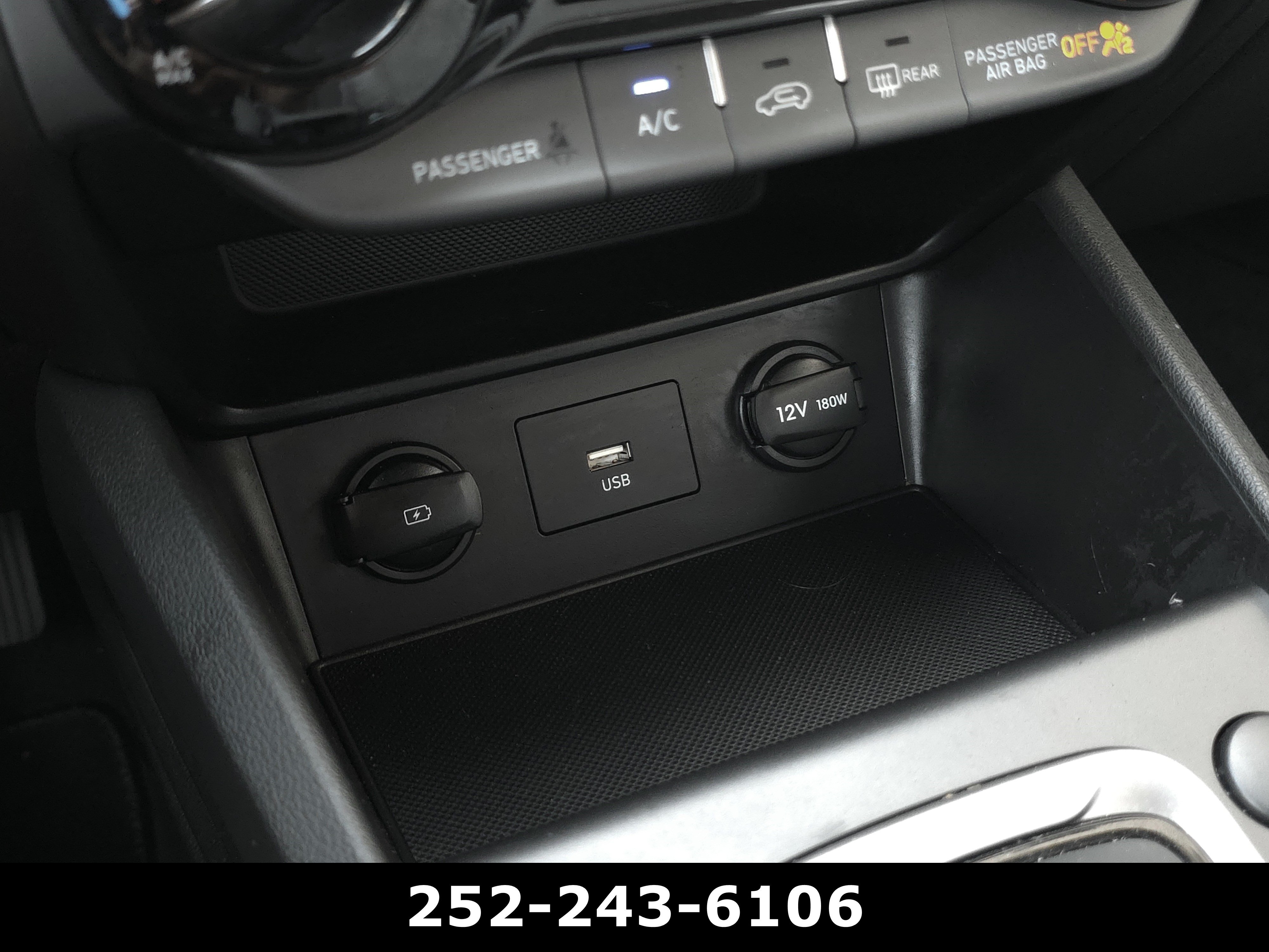 Used 2023 Hyundai Kona SEL AWD/4WD image 15
