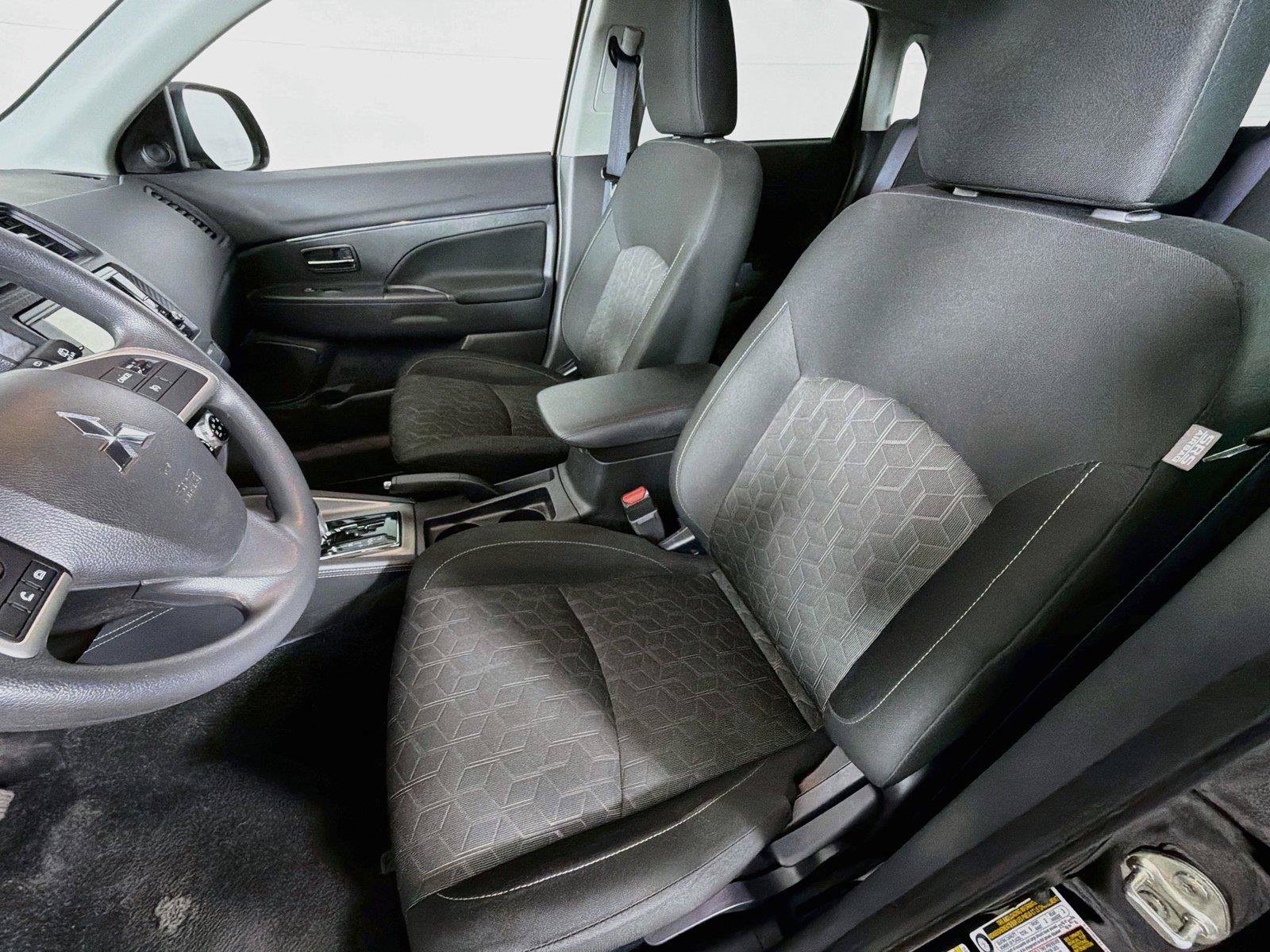 Used 2022 Mitsubishi Outlander Sport ES AWD/4WD image 2