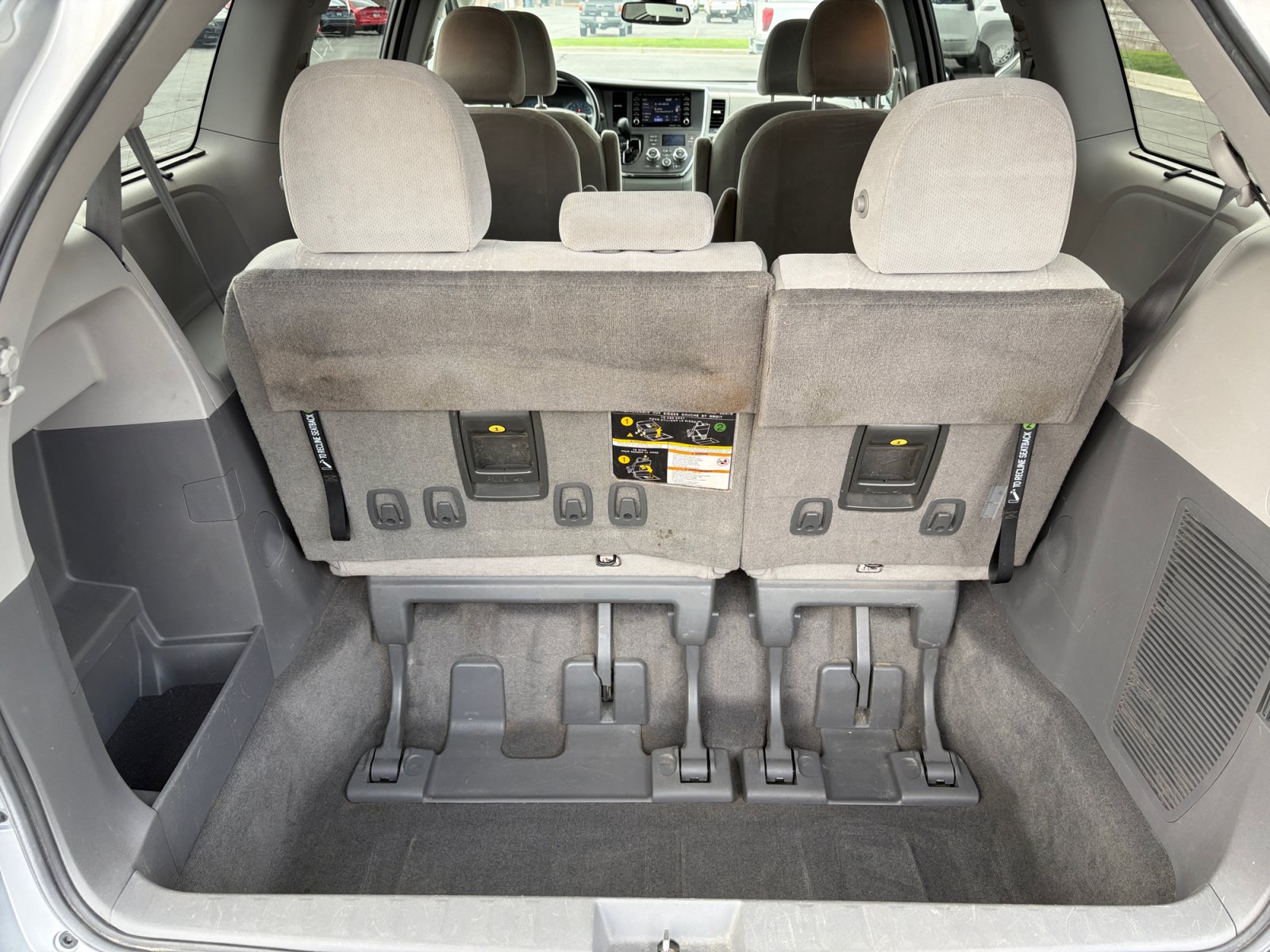 Used 2018 Toyota Sienna LE AWD/4WD image 26