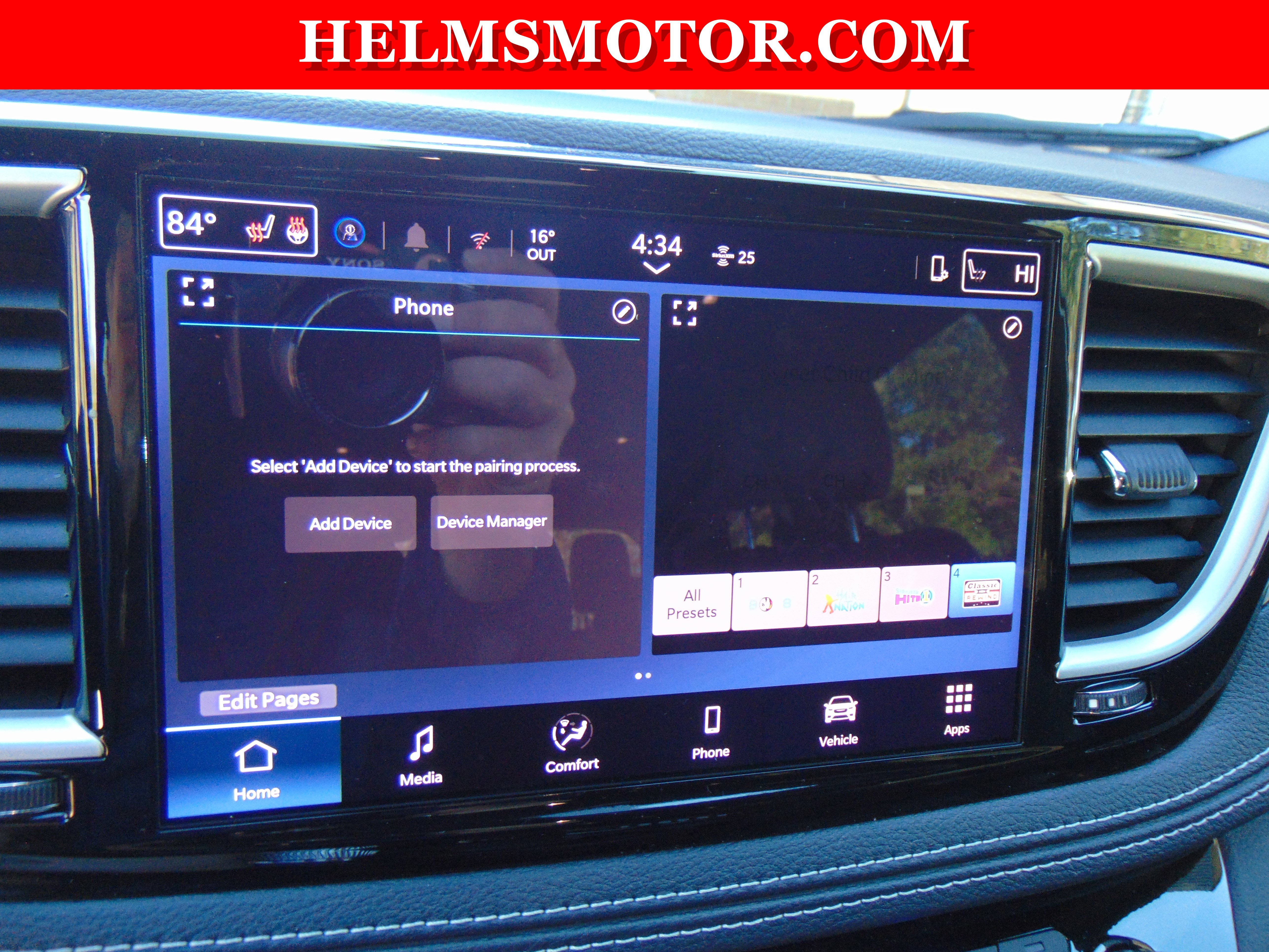 New 2026 Chrysler Pacifica Select image 30