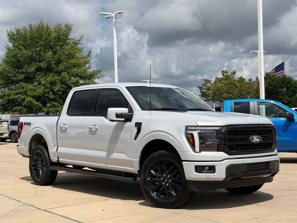Used 2025 Ford F150 Lariat w/ Equipment Group 501A Mid