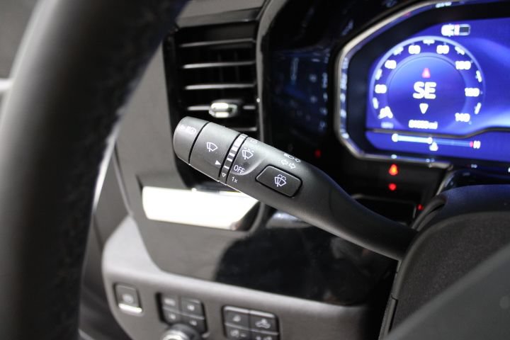 Used 2024 Chevrolet Silverado 1500 RST AWD/4WD image 40