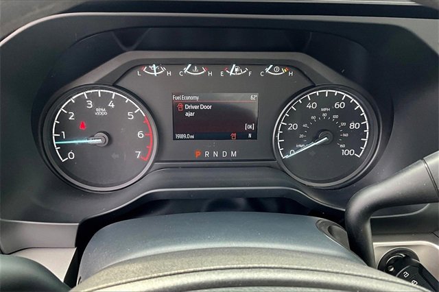 Used 2024 Ford F250 XL w/ Snow Plow/Camper Package image 16