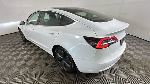 Used 2020 Tesla Model 3 Standard Range Plus RWD video 4