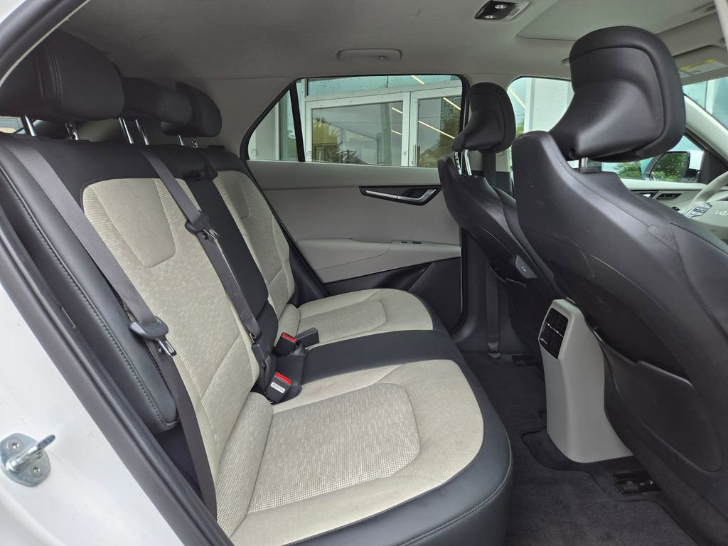 Certified 2024 Kia Niro Wave w/ Wave Preserve Package FWD image 15