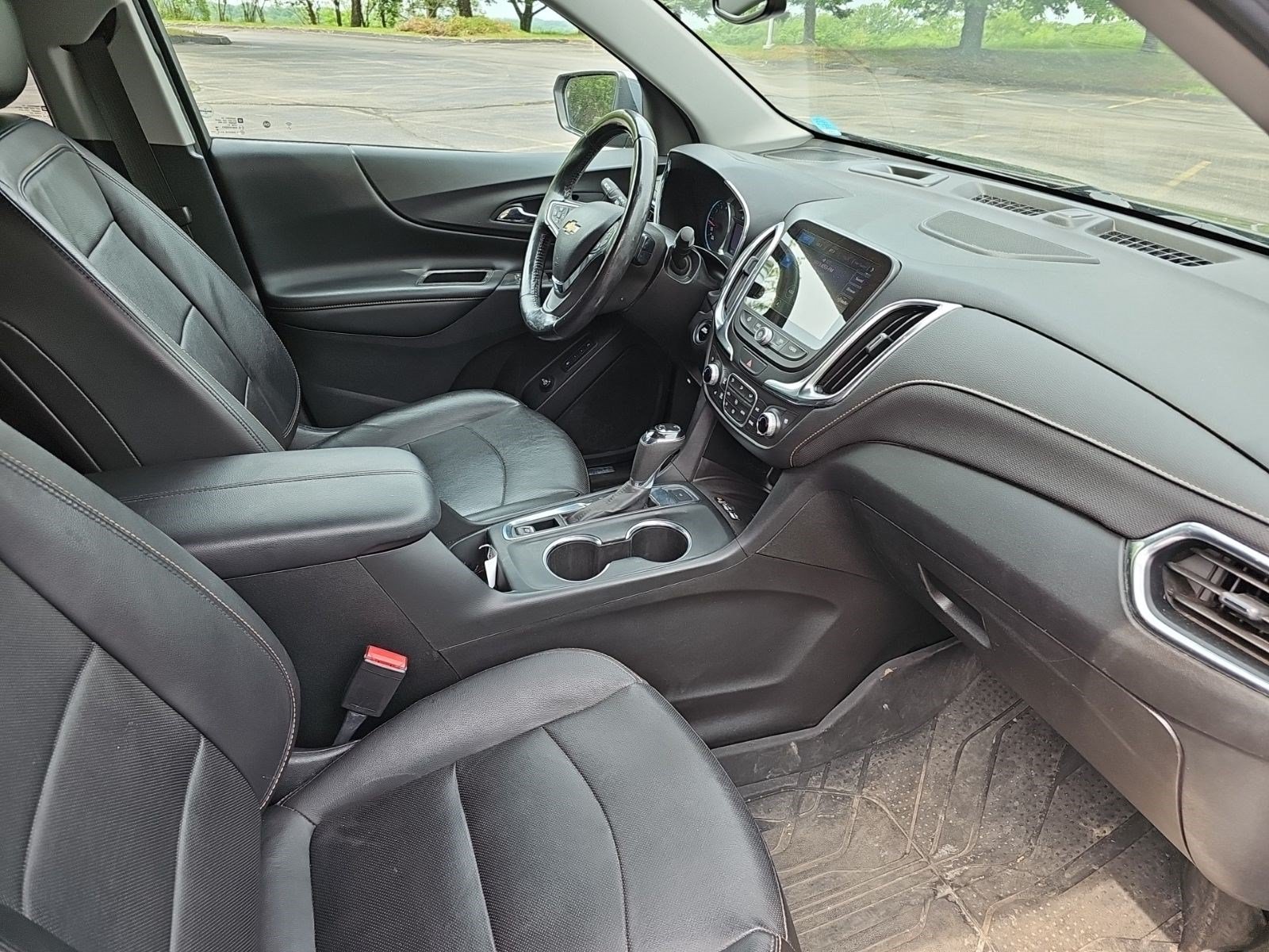 Used 2020 Chevrolet Equinox Premier AWD/4WD image 10