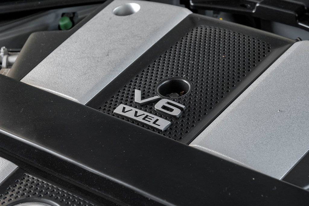 Used 2020 Nissan 370Z Coupe image 42