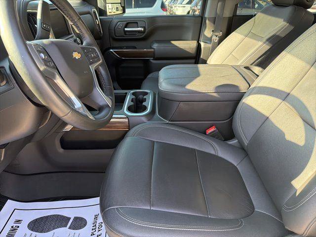 Used 2023 Chevrolet Silverado 2500 LT w/ Convenience Package image 13