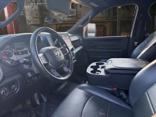Used 2025 RAM 2500 Tradesman w/ Chrome Appearance Group AWD/4WD image 5