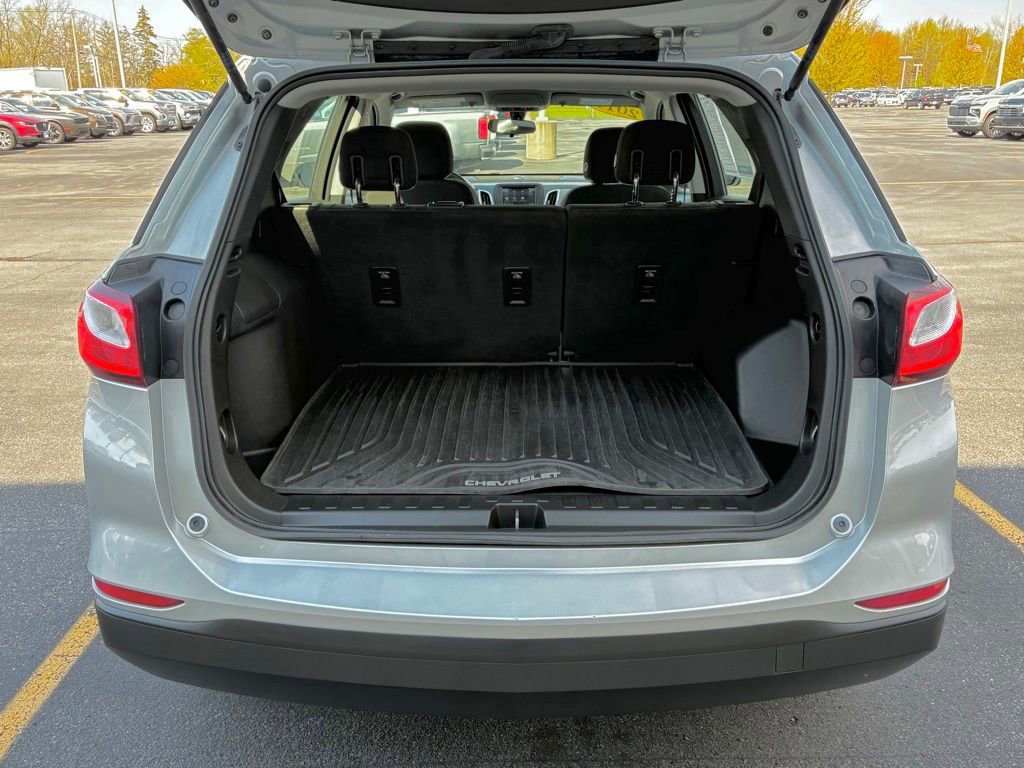 Used 2019 Chevrolet Equinox LS AWD/4WD image 28