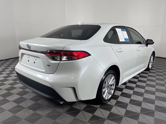 Used 2023 Toyota Corolla LE w/ LE Convenience Package FWD image 11