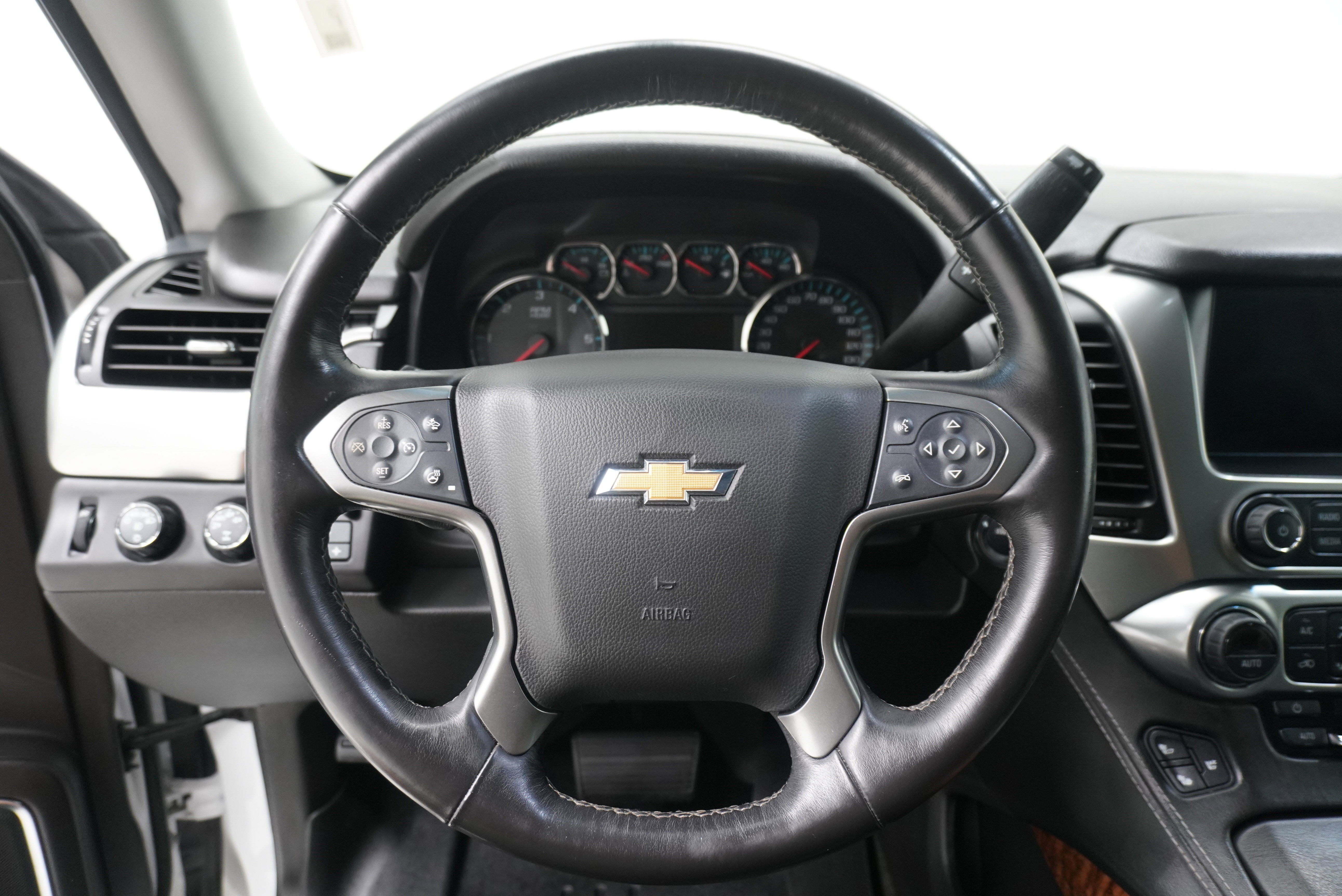 Used 2016 Chevrolet Suburban LTZ image 20