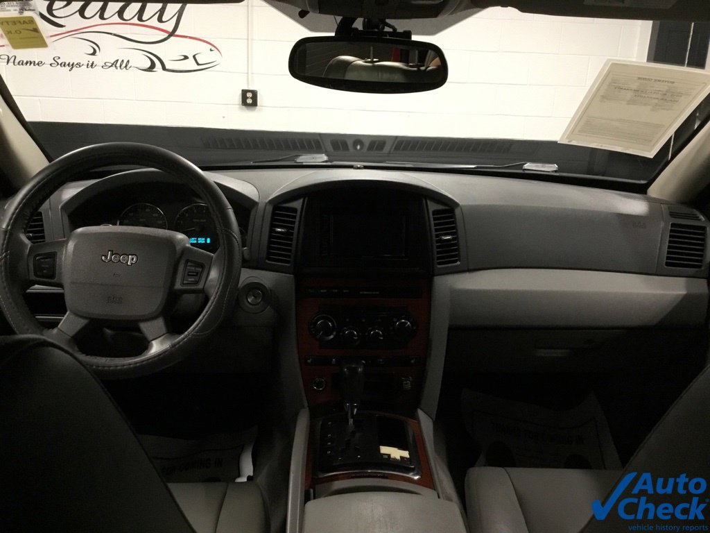 Used 2005 Jeep Grand Cherokee Limited AWD/4WD image 25