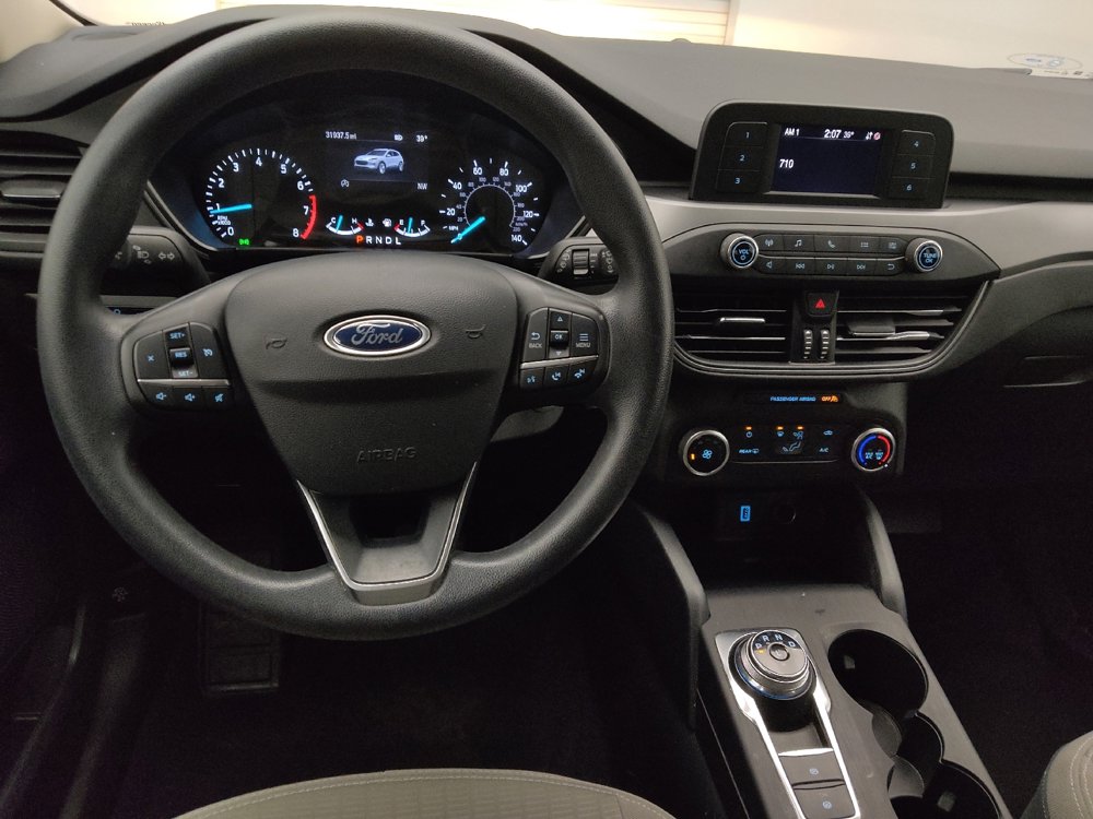 Used 2020 Ford Escape S image 22