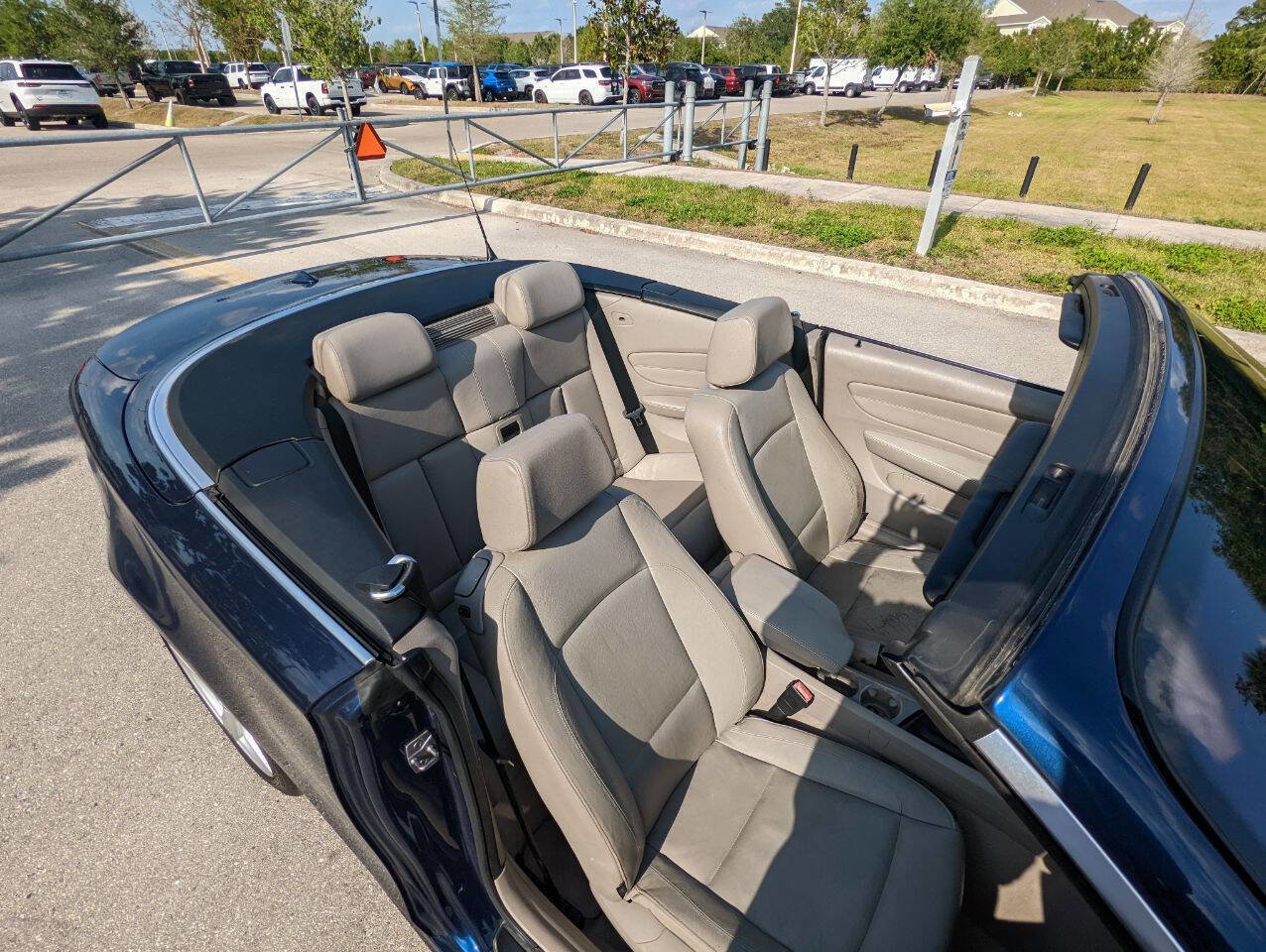 Used 2012 BMW 128i Convertible image 18