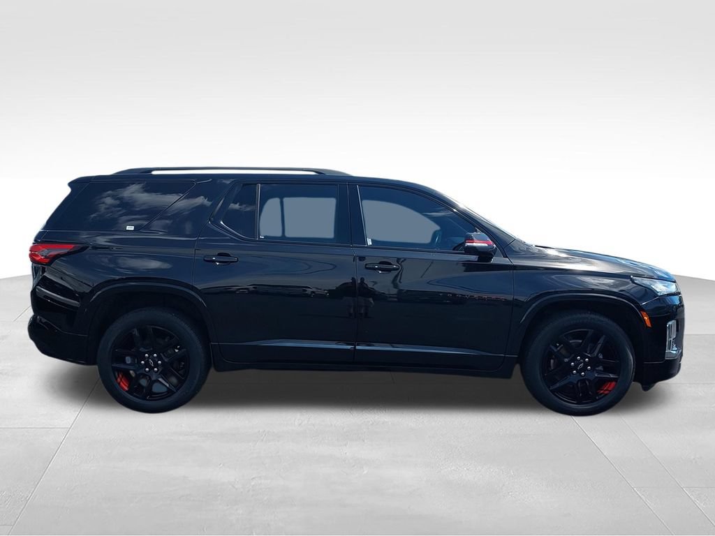 Used 2022 Chevrolet Traverse Premier w/ Redline Edition AWD/4WD image 9